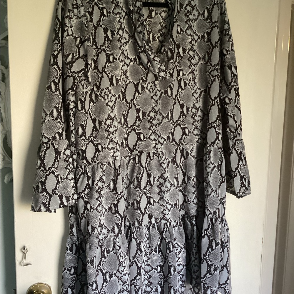 Dress lot - Picture 4 of 9